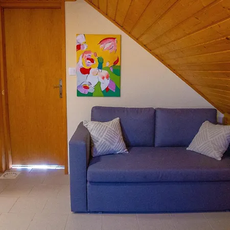 Andy's With Hottub & Sauna Semesterbostad *