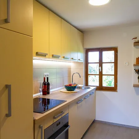 Andy's With Hottub & Sauna * Podbocje