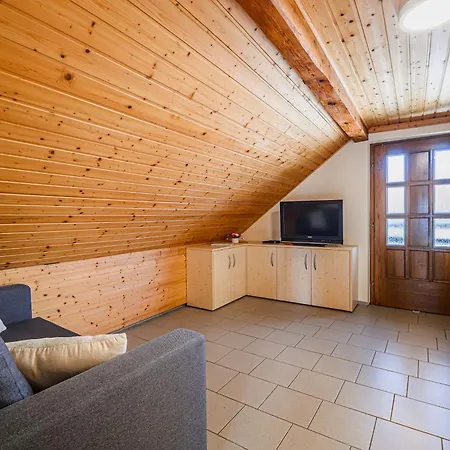 Holiday home Andy's With Hottub & Sauna