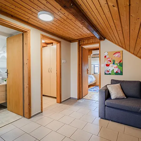 Andy's With Hottub & Sauna Holiday home *