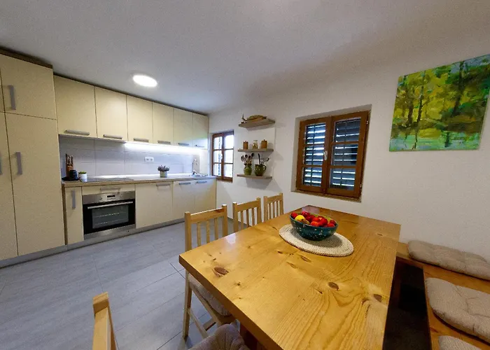 Andy's With Hottub & Sauna 別荘 *