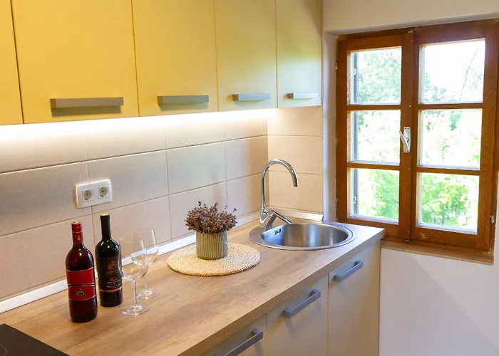 Andy's With Hottub & Sauna 別荘 *