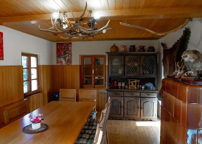 Andy's With Hottub & Sauna