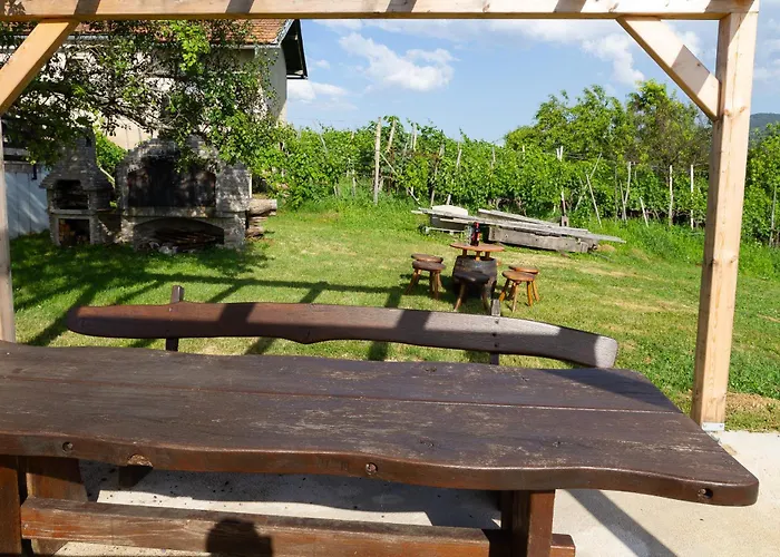 別荘 Andy's With Hottub & Sauna *